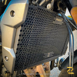 Z Pro-TRadiator Grill Uk Flag Trident (Black Texture) For Triumph Trident 660
