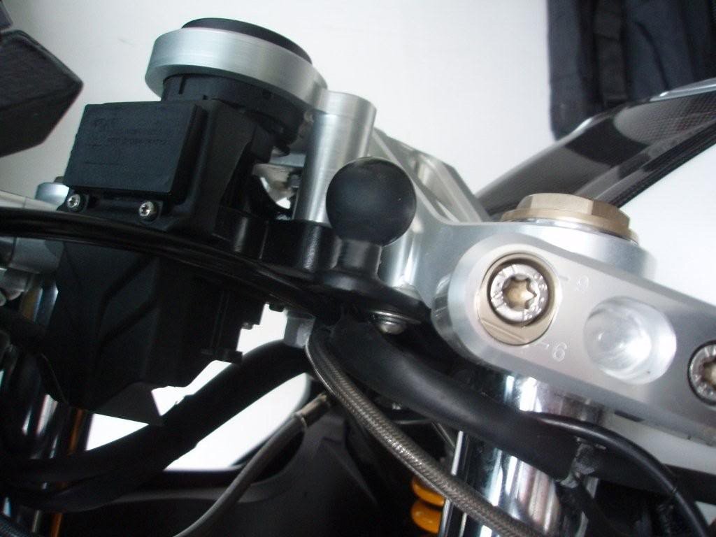 RAM Base - Mirror Base with 11 mm Hole 2.25" x 0.87"