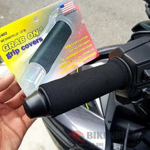 Load image into Gallery viewer, Handlebar Grips - Grab On