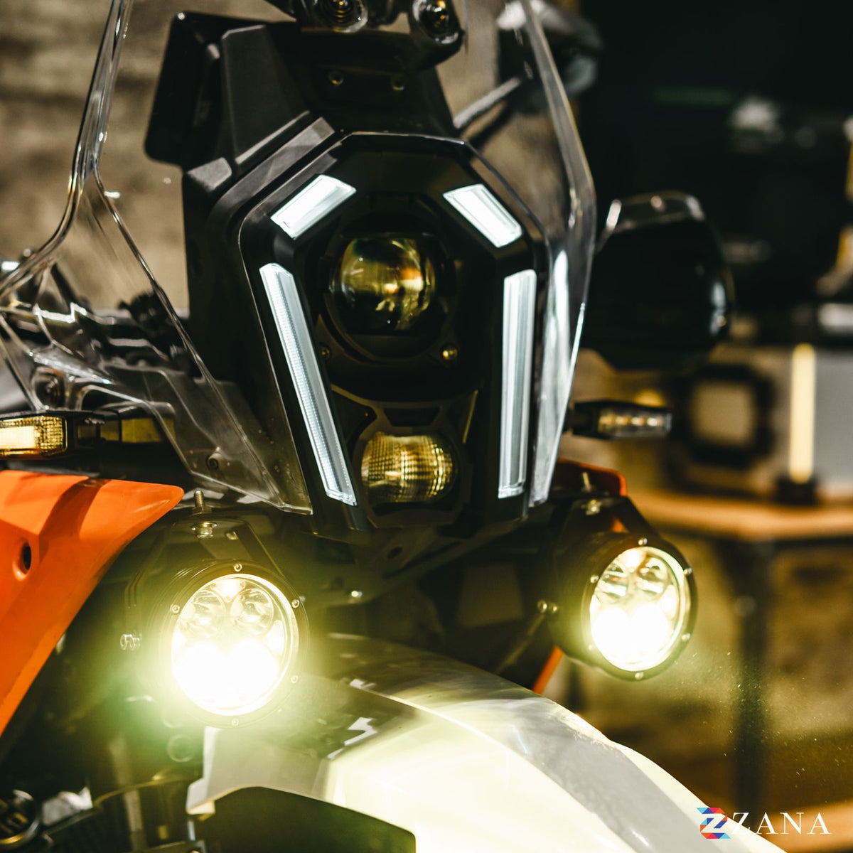 Zana Universal Led Fog Light (DRL R-40) – Crossroad the biker stop