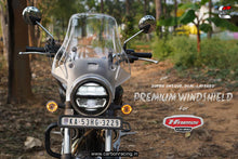 Load image into Gallery viewer, CarbonRacing &quot;WANDERER&quot; - Touring windshield for Honda CB 350 - Clear