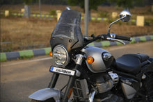 Load image into Gallery viewer, CarbonRacing &quot;&quot;WANDERER&quot; Premium Windshield - Super Meteor 650 - Smoked