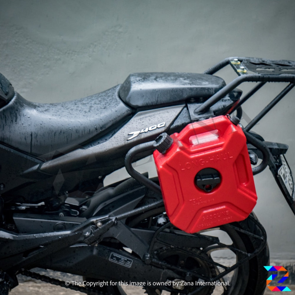 Zana -SADDLE STAY WITH JERRY CAN MOUNT DOMINAR 250/400 (2019-22)