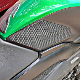 Grip-on Tank Grip for Dominar 400