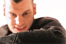 S100 APPAREL MAINTENANCE - WATER PROOFING SPRAY