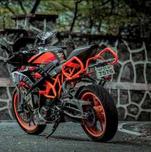 Load image into Gallery viewer, Zana Saddle Stay - KTM RC 390 Orange